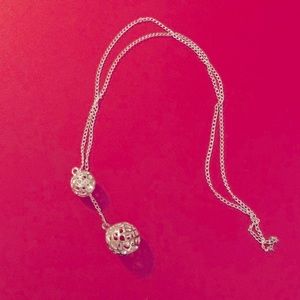 Silver tone adjustable necklace